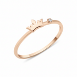 rose gold Kira crown ring on a white background