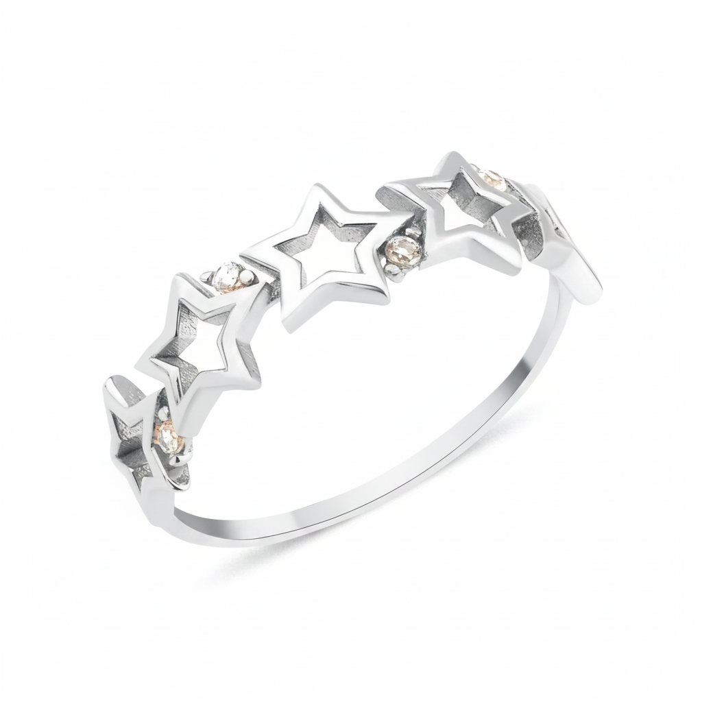 openwork star link ring in white gold on a white background